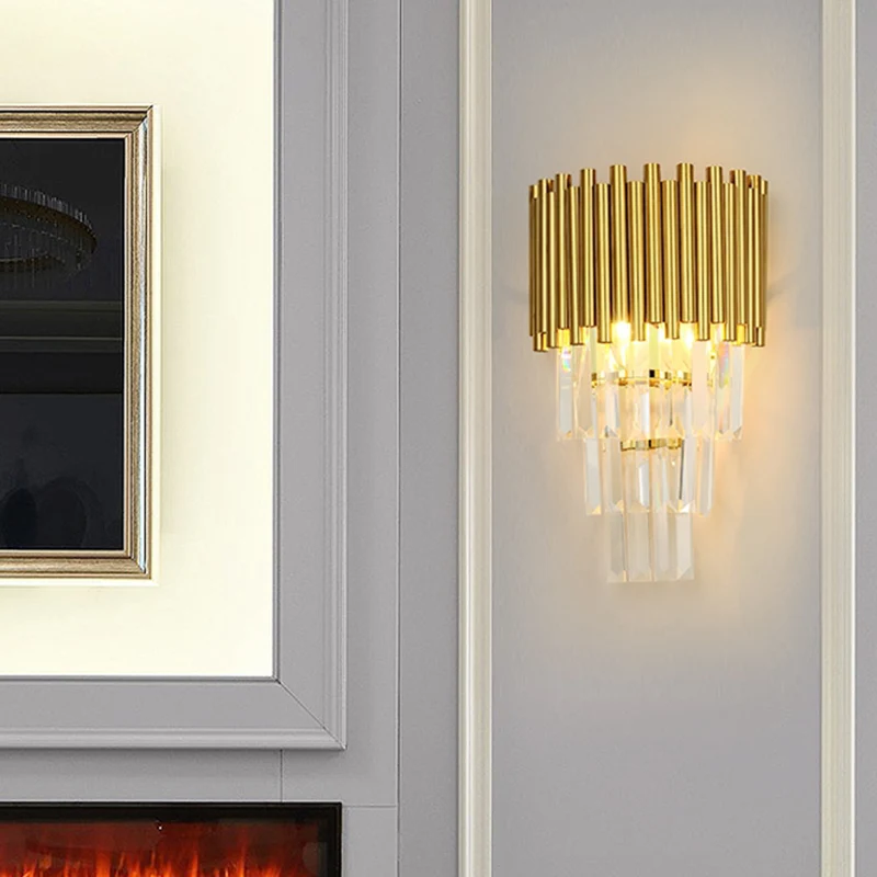 Applique murale conique moderne à 2 lumières, prisme triangulaire en cristal doré, pour salon Clearhalo