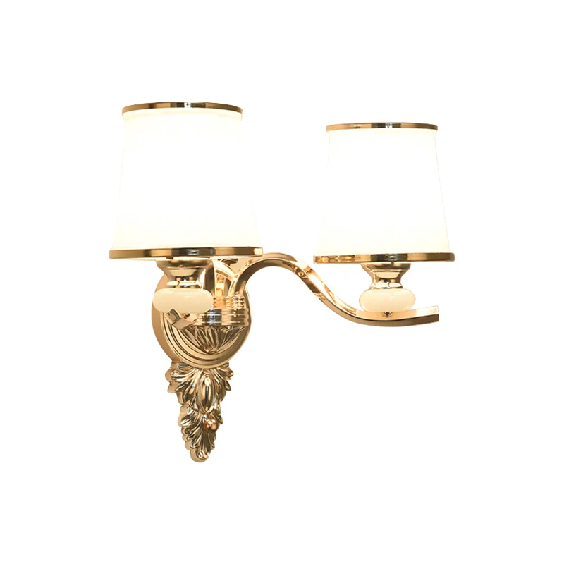 Applique murale conique pour chambre à coucher, verre blanc traditionnel, 1/2 ampoule, finition chromée/dorée, avec plaque...