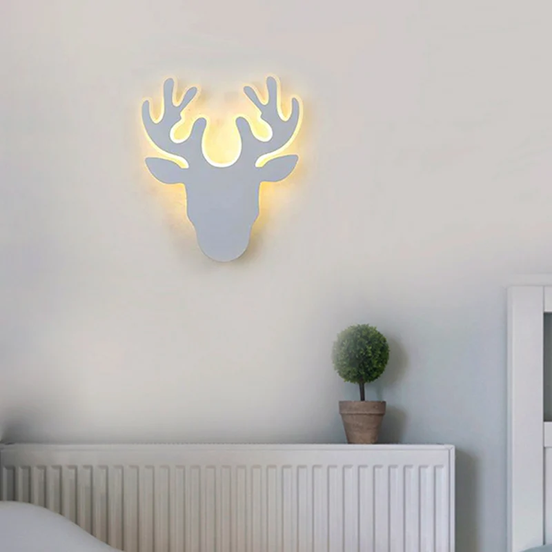 Applique murale contemporaine en bois de cerf noir/blanc, applique murale LED en acrylique, lumière chaude/blanche Clearhalo