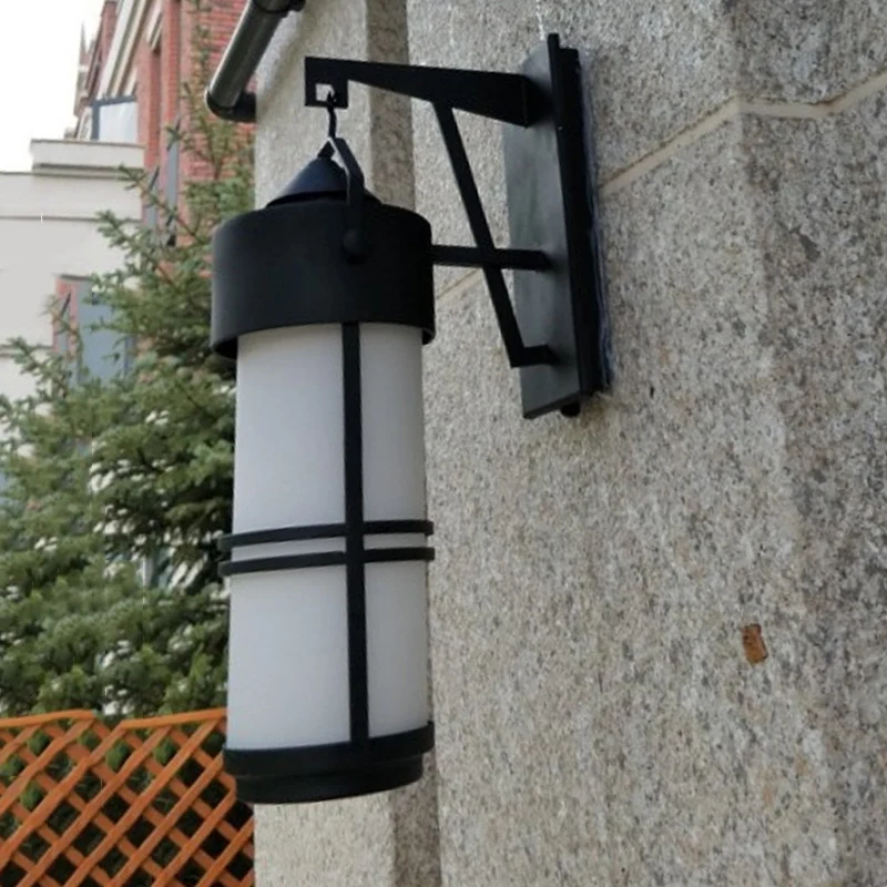 Applique murale cylindrique pour escaliers, verre crème classique, 1 lumière, finition noire Clearhalo