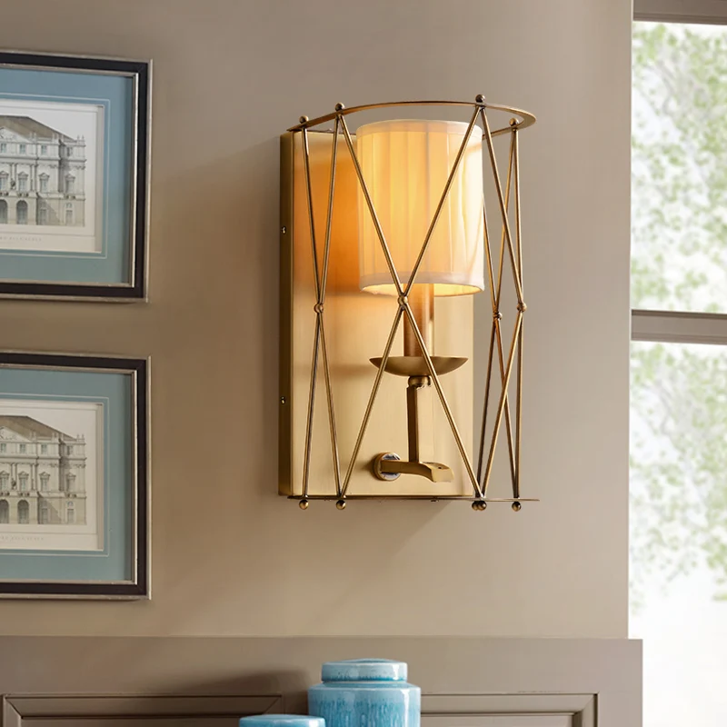 Applique murale cylindrique en tissu froncé simple avec filet en treillis doré Lodges Clearhalo