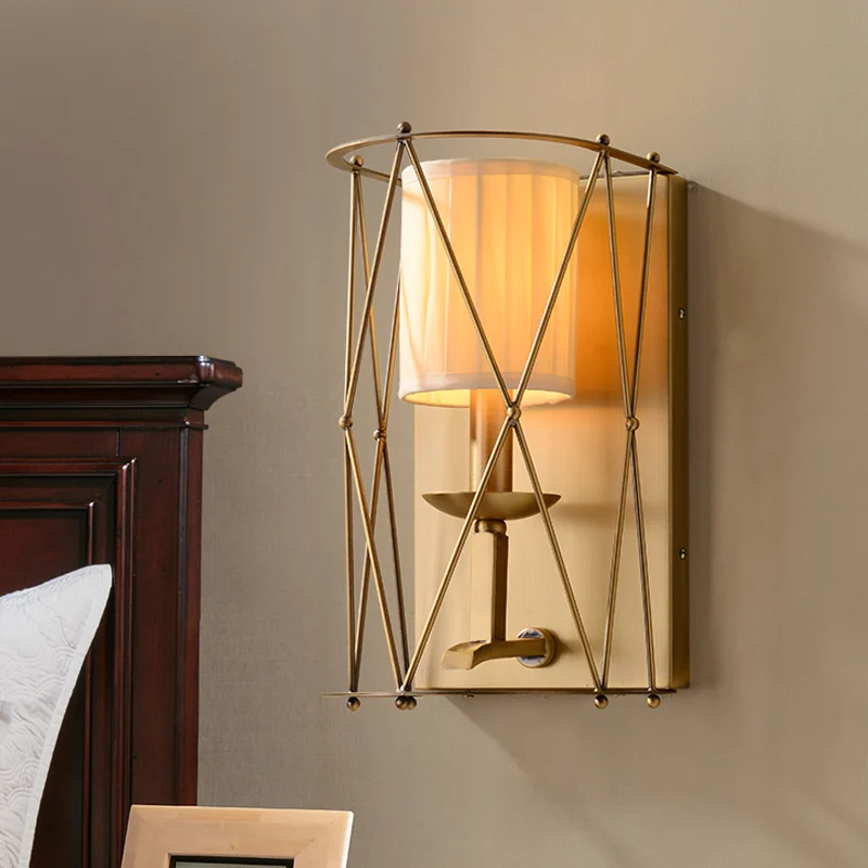 Applique murale cylindrique en tissu froncé simple avec filet en treillis doré Lodges Clearhalo