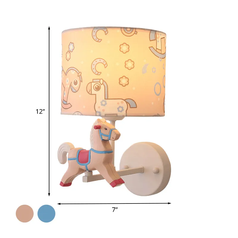 Applique murale en forme de cheval de Troie, en résine de dessin animé, 1 lumière LED, rose/bleu, avec abat-jour en tissu...