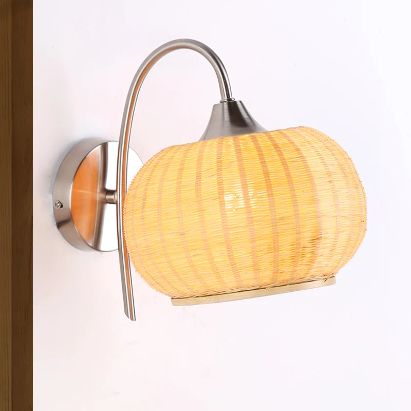 Applique murale en forme de citrouille beige, luminaire asiatique à 1 tête en bambou avec bras courbé en métal Clearhalo