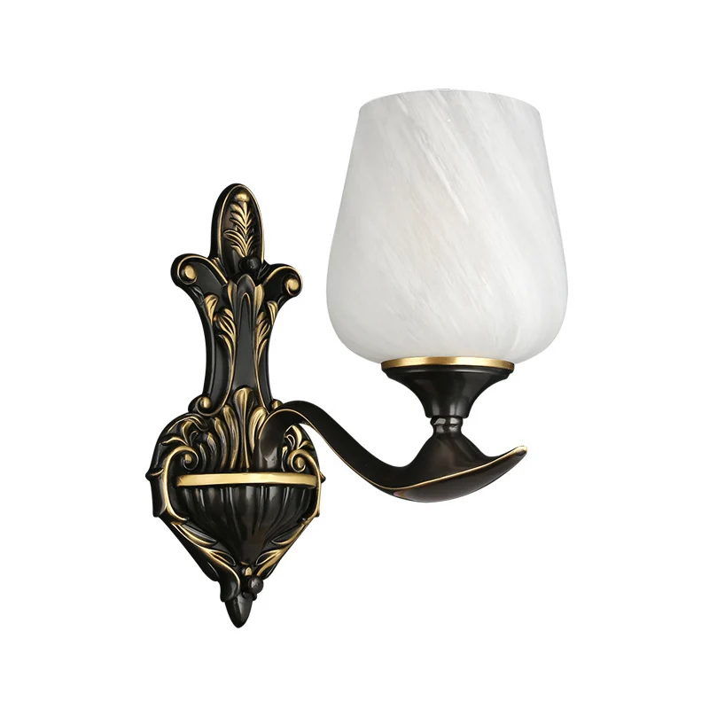 Applique murale en forme de coupe en verre laiteux, luminaire mural de chevet traditionnel à 1/2 lumières en noir et or Cl...