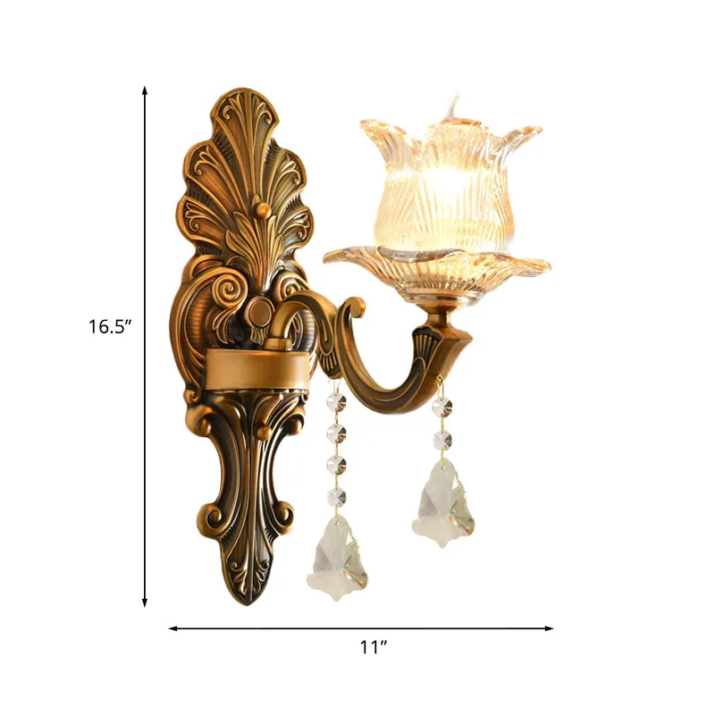Applique murale en laiton à une ampoule, verre nervuré traditionnel, éclairage mural floral à 2 couches Clearhalo