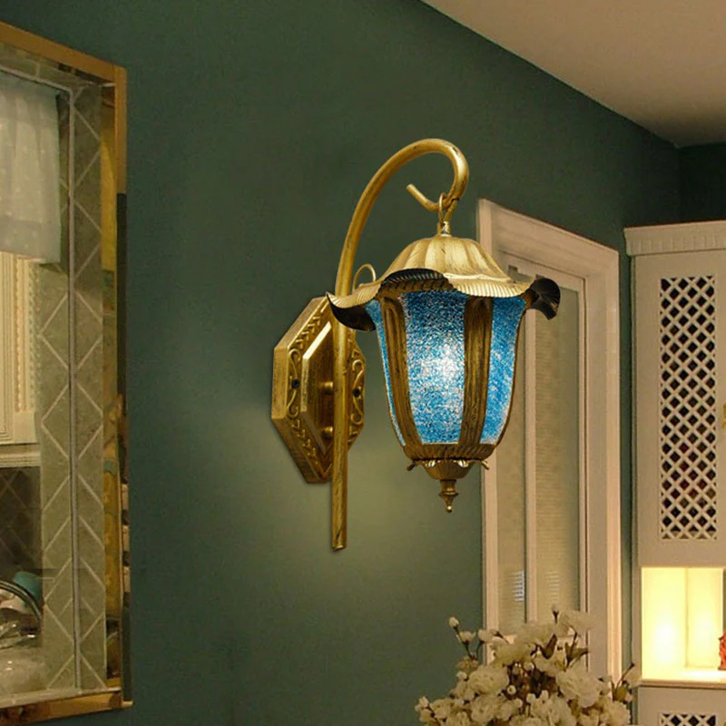 Applique murale marocaine en forme de cloche, lampe murale métallique à ampoule unique, bleu lac Clearhalo