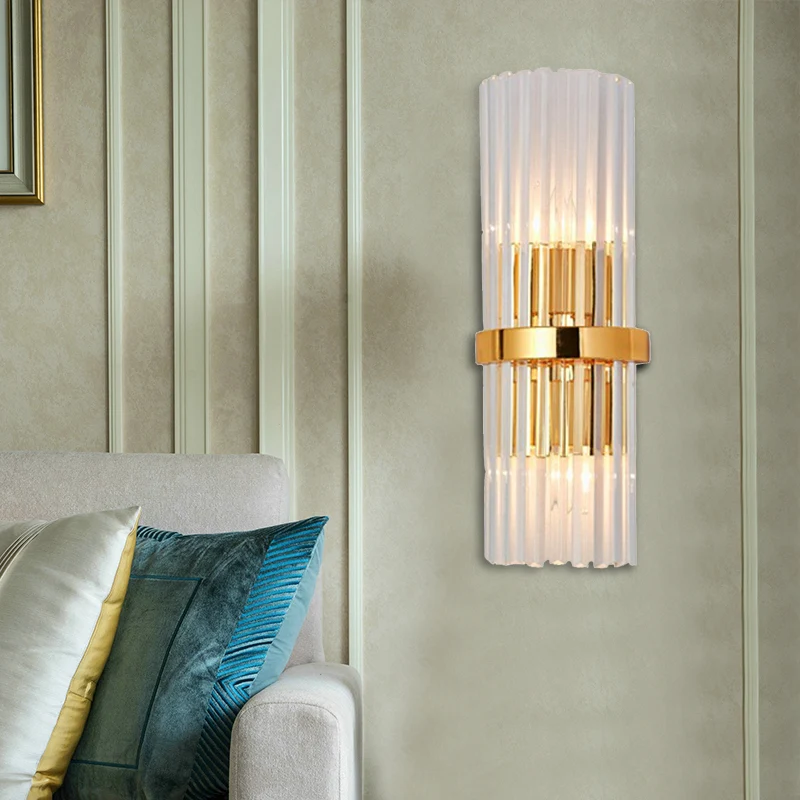 Applique murale moderne à 2 lumières pour salon, finition en laiton, éclairage avec abat-jour cylindrique en cristal trans...