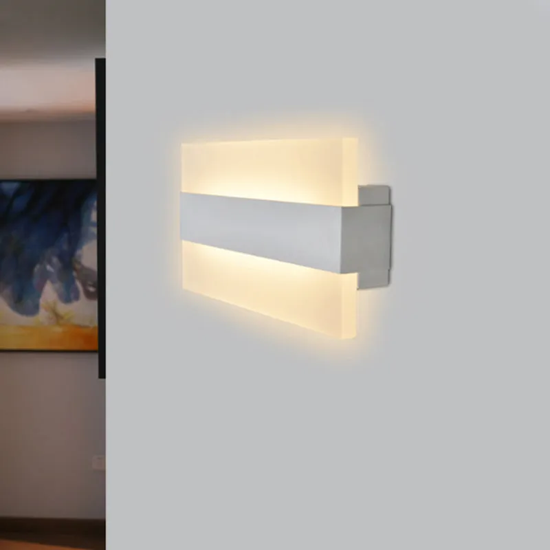 Applique murale rectangulaire en acrylique de 9 pouces de large, luminaire LED blanc Simple pour chambre à coucher Clearhalo