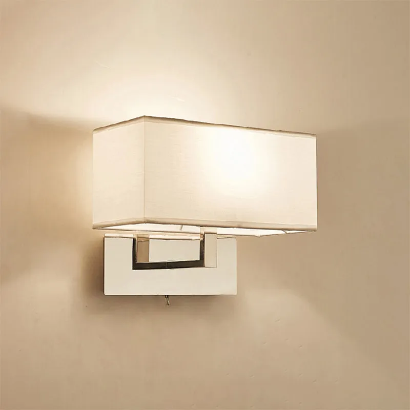 Applique murale rectangulaire blanche, éclairage moderniste en tissu LED, luminaire mural pour chambre à coucher Clearhalo