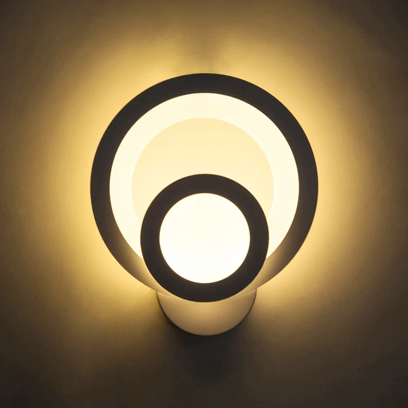 Applique murale ronde pour escalier en acrylique LED moderne en blanc chaud/blanc, 20,3 cm de large Clearhalo