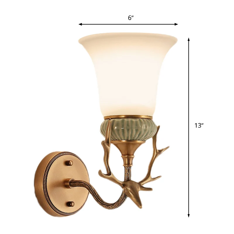 Applique murale rétro en verre opale et laiton, 1 lumière, luminaire avec bras incurvé en bois Clearhalo