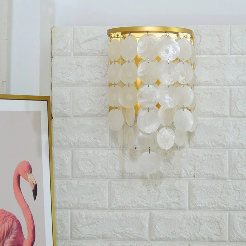 Applique murale Shell Circle Strands de style campagnard à 1 tête pour chambre à coucher en or Clearhalo