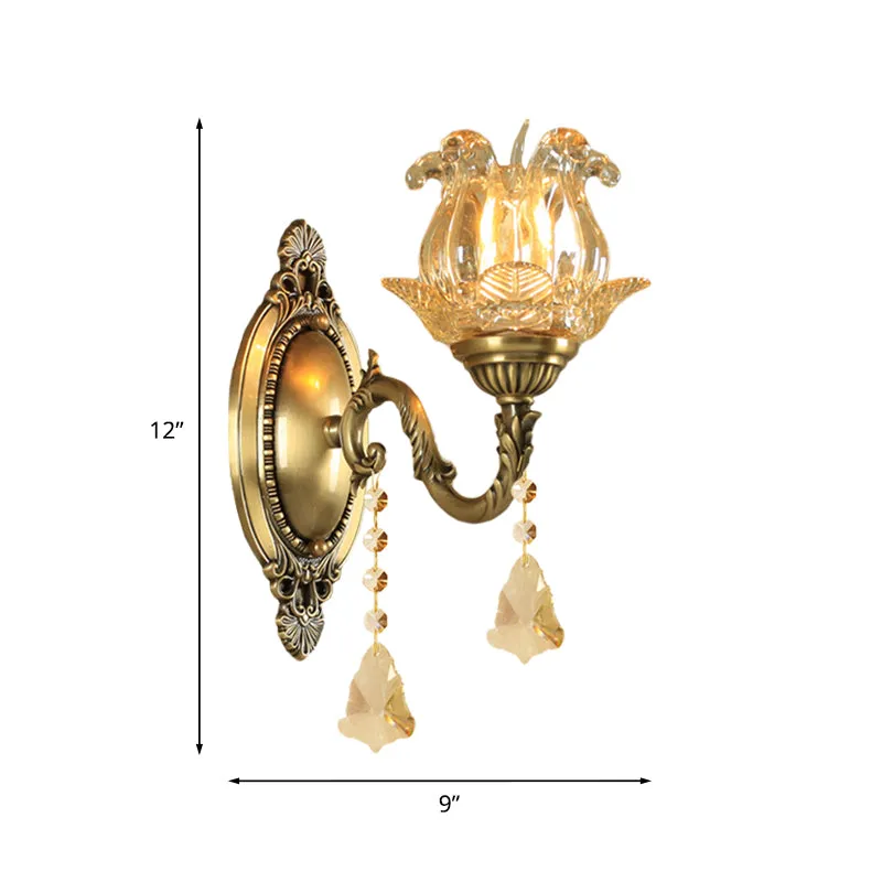 Applique murale traditionnelle semi-ouverte en verre transparent à 1/2 ampoules en laiton Clearhalo