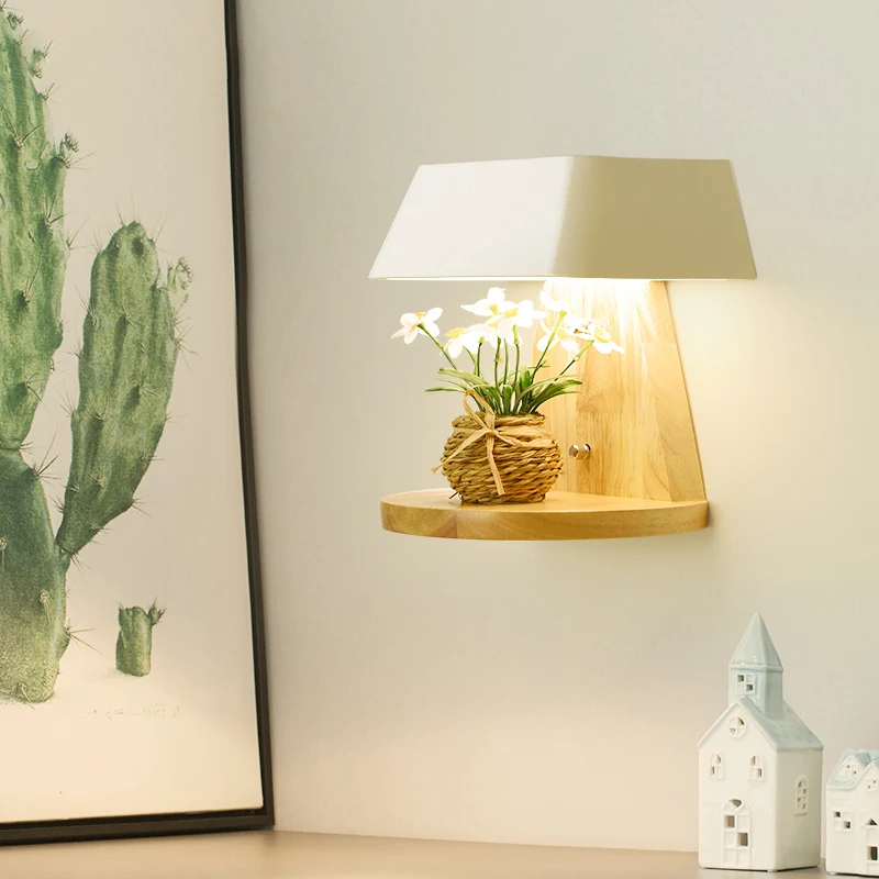 Applique murale trapézoïdale avec plaque arrière en bois, applique murale moderne en métal à 1 lumière en blanc/Orange/ble...