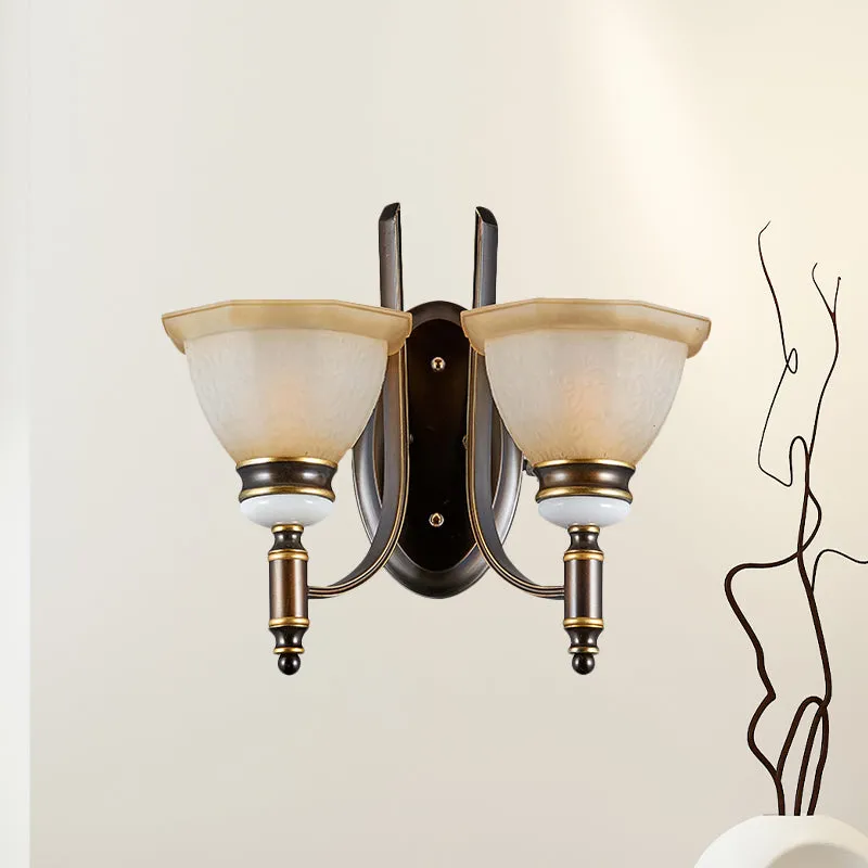 Applique murale en verre dépoli à bras courbé Traditionalisme, lampe murale de salon à 1/2 ampoules en noir Clearhalo