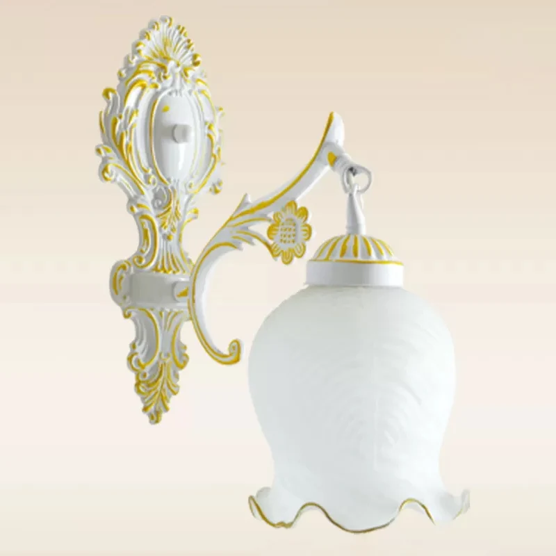 Applique murale en verre givré blanc/bronze, abat-jour à garniture en laitue, luminaire mural traditionnel à 1 tête Clearhalo