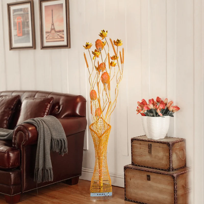 Art Decor Entwing Branch Lampadaire décoratif LED en aluminium Base géométrique Lampadaire de lecture en or/noir/rouge Cle...