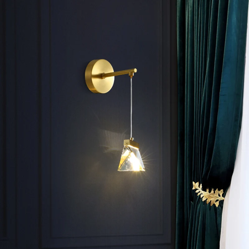 Blocs de cristal clair suspension murale dorée polyèdre LED lampe murale contemporaine Clearhalo
