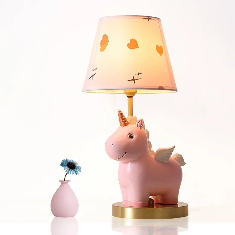 Bucket Table Lighting Lampe de table de chevet pour chambre d'enfant à 1 lumière en tissu à motifs avec licorne en résine...