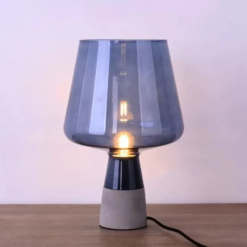 Éclairage de nuit à cône tronqué Lampe de table à 1 tête en verre jaune/bleu du milieu du siècle avec conception à dessus...