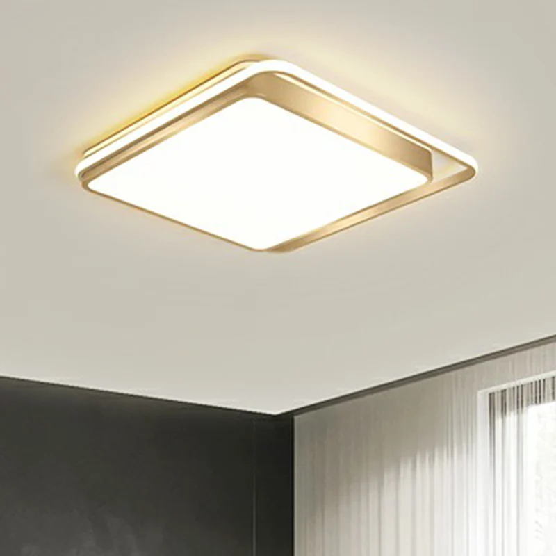 Éclairage de plafond rectangulaire doré Plafonnier LED minimaliste en métal avec diffuseur encastré Clearhalo