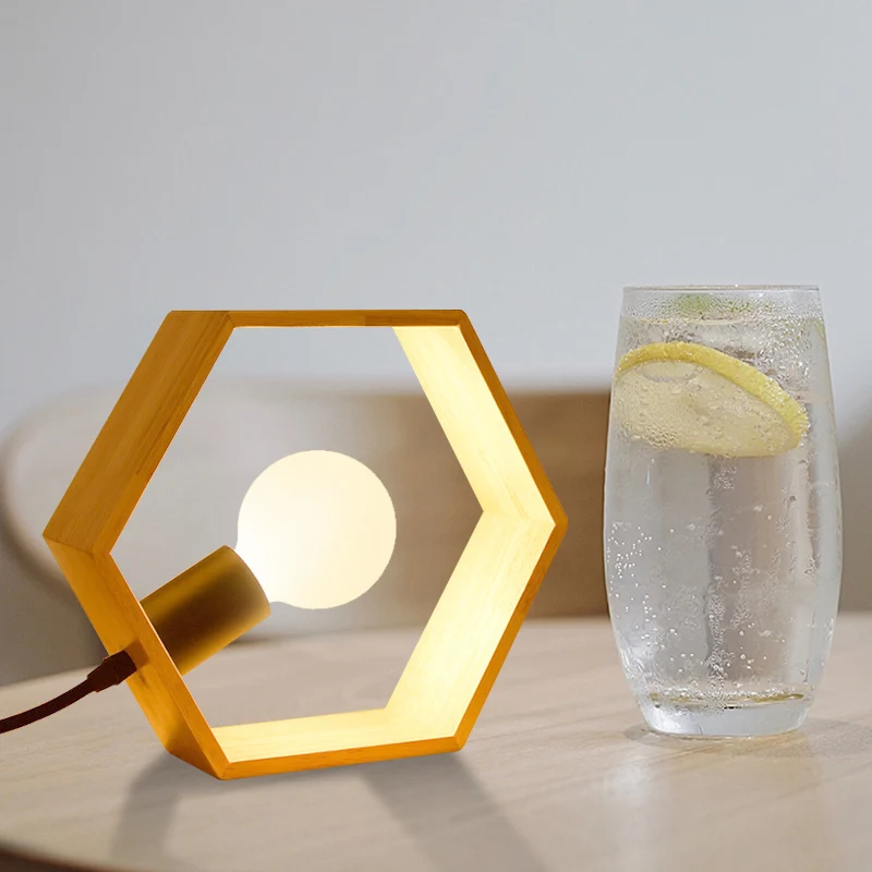 Éclairage de table hexagonal à 1 lumière avec abat-jour en bois de style lodge, lampe sur pied pour chevet Clearhalo