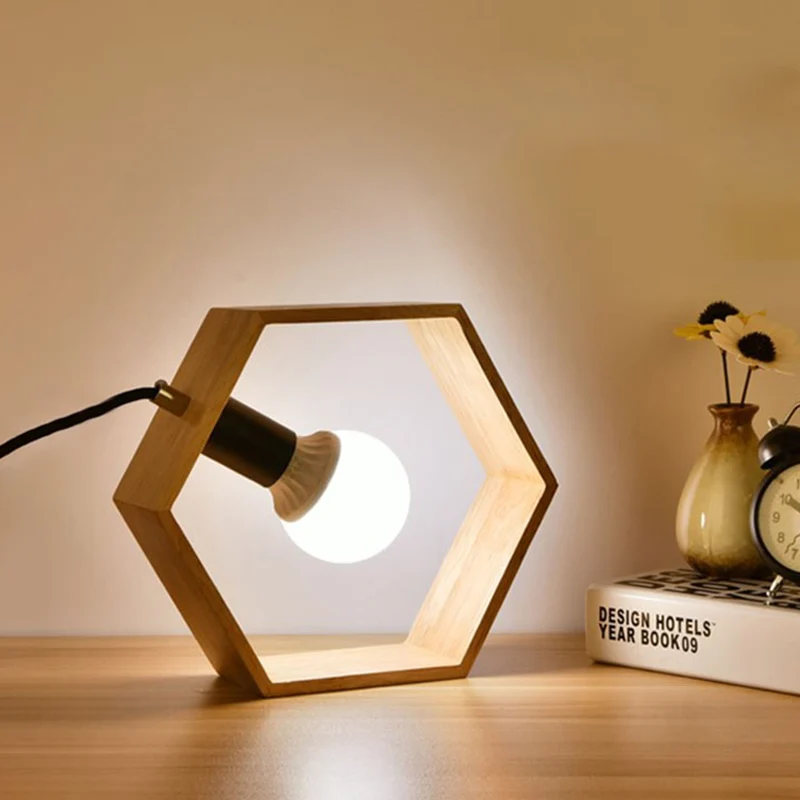 Éclairage de table hexagonal à 1 lumière avec abat-jour en bois de style lodge, lampe sur pied pour chevet Clearhalo
