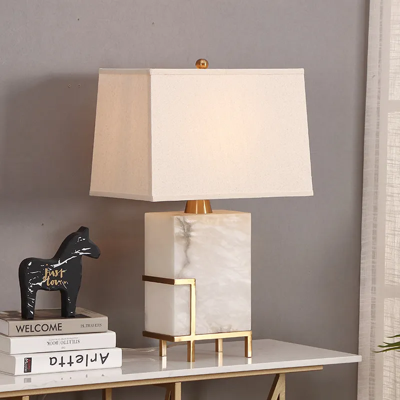 Éclairage de travail à 1 ampoule Modernism, lampe de lecture conique blanche avec abat-jour en tissu Clearhalo