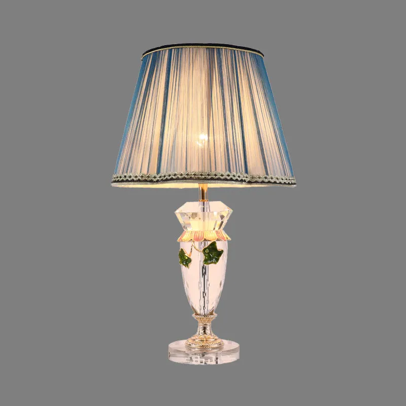 Éclairage de travail en forme de vase Lampe de table de nuit moderniste à facettes en cristal à 1 tête en bleu Clearhalo