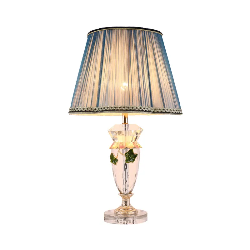 Éclairage de travail en forme de vase Lampe de table de nuit moderniste à facettes en cristal à 1 tête en bleu Clearhalo