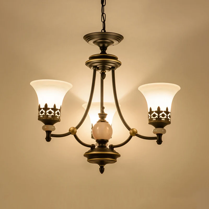 Countryside Bell Up Luminaire suspendu 3/6 lumières Lustre suspendu en verre blanc en noir et or Clearhalo