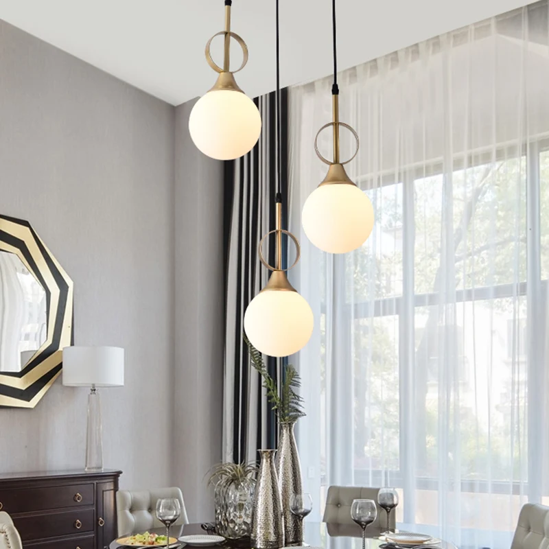Kit de lampe suspendue boule minimaliste en verre opale, pendentif de chevet simple avec anneau supérieur en noir-or Clear...