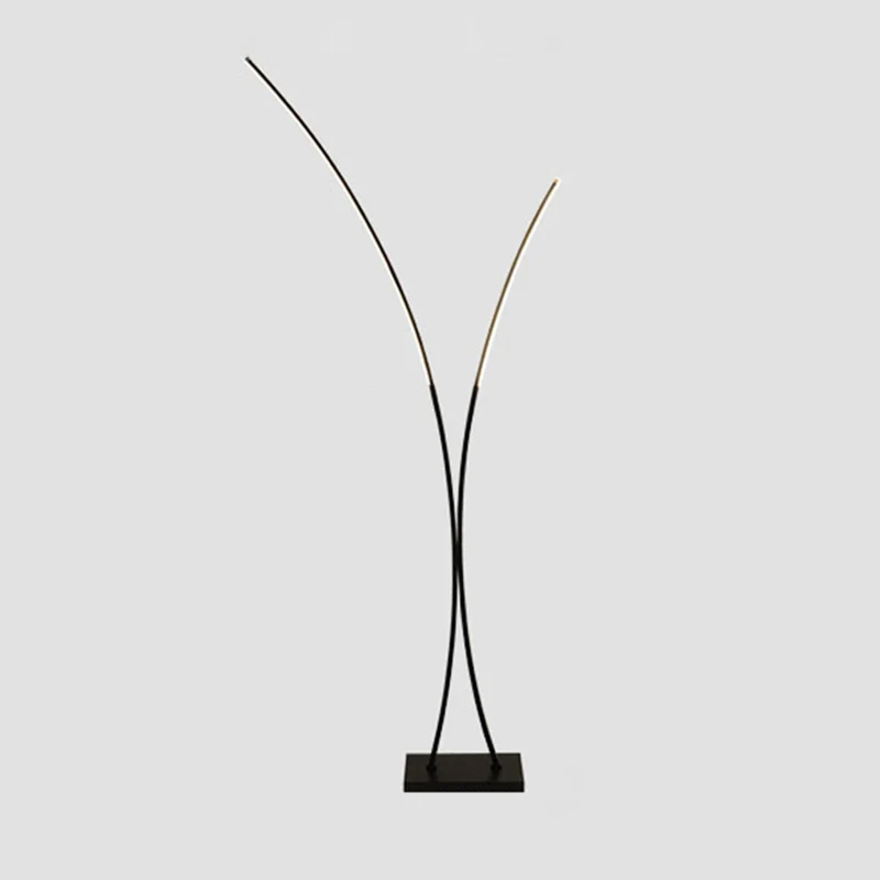 Lampadaire en forme de X simplicité nouveauté métal salon LED lampadaire debout Clearhalo