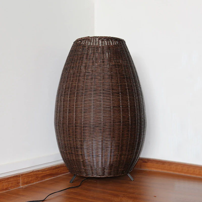 Lampadaire ovale tissé en rotin asiatique beige/marron avec abat-jour sphérique intérieur en acrylique Clearhalo