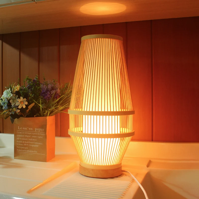 Lampe de bureau en bambou panier lampe de travail japonaise à 1 tête beige avec abat-jour tubulaire blanc intérieur Clearhalo