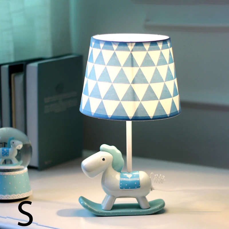 Lampe de bureau cheval à bascule pour enfant, avec abat-jour en tissu, 1 lumière en métal, lampe de bureau pour enfants Cl...