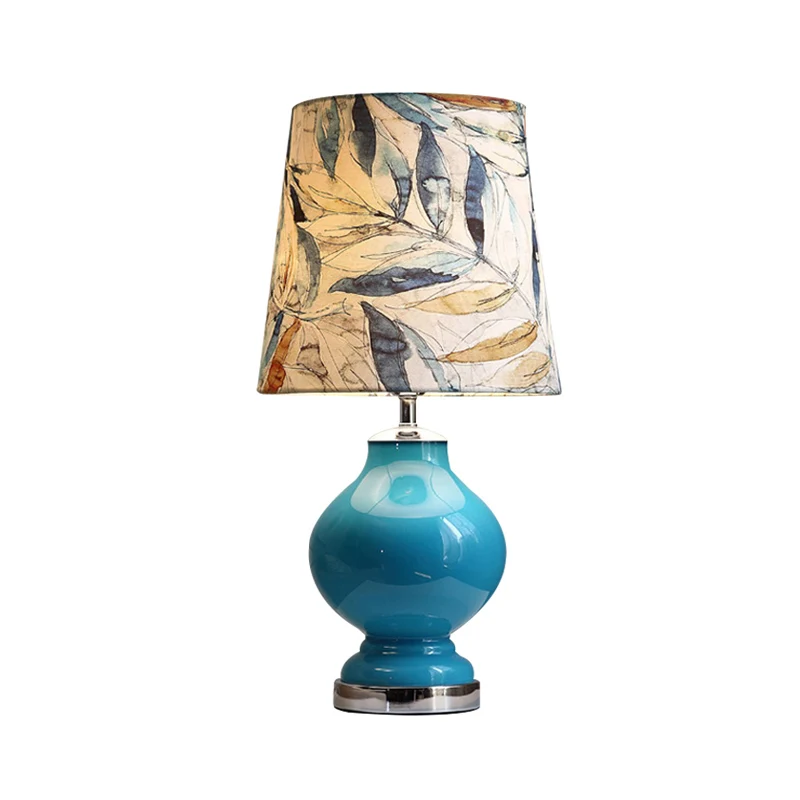 Lampe de bureau en tissu à abat-jour conique, lampe de table de chevet de chambre à coucher à 1 ampoule de style tradition...