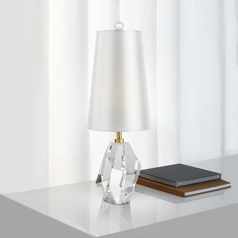 Lampe de bureau en tissu géométrique Simplicity Lampe de table de nuit à 1 tête en cristal biseauté en blanc Clearhalo