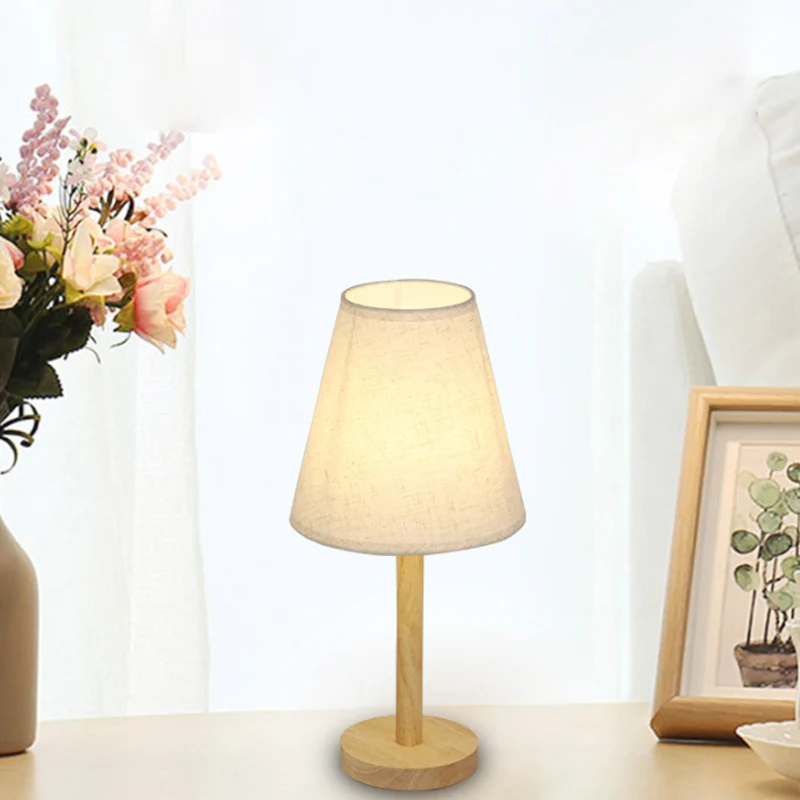 Lampe de nuit à abat-jour conique en tissu, éclairage de Table en bois à 1 tête pour le salon Clearhalo