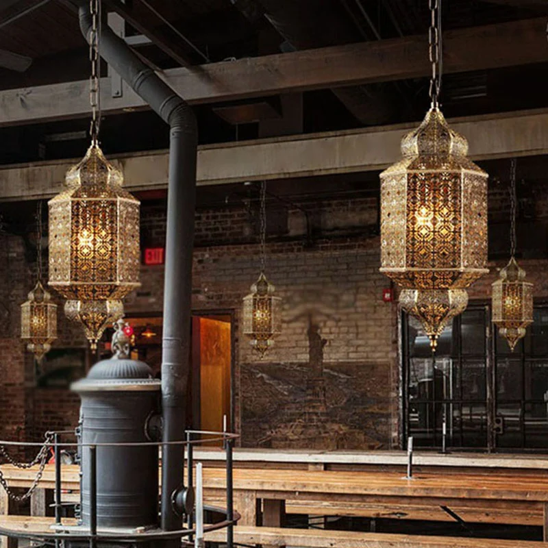 Lampe suspendue découpée d'asie du sud-est, éclairage de plafond en fer à 2 têtes en Bronze pour Restaurant Clearhalo
