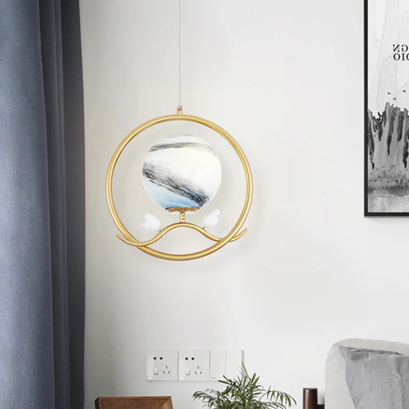Lampe suspendue en forme d'anneau post-moderne en métal doré, 1 lumière, pour salon, avec abat-jour en verre planète et dé...
