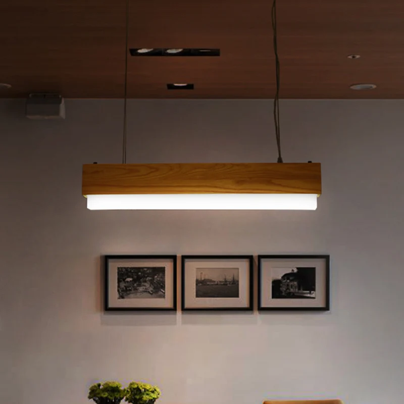 Lampe suspendue linéaire pour salle à manger, plafonnier moderne à 1 lumière en bois avec diffuseur Clearhalo