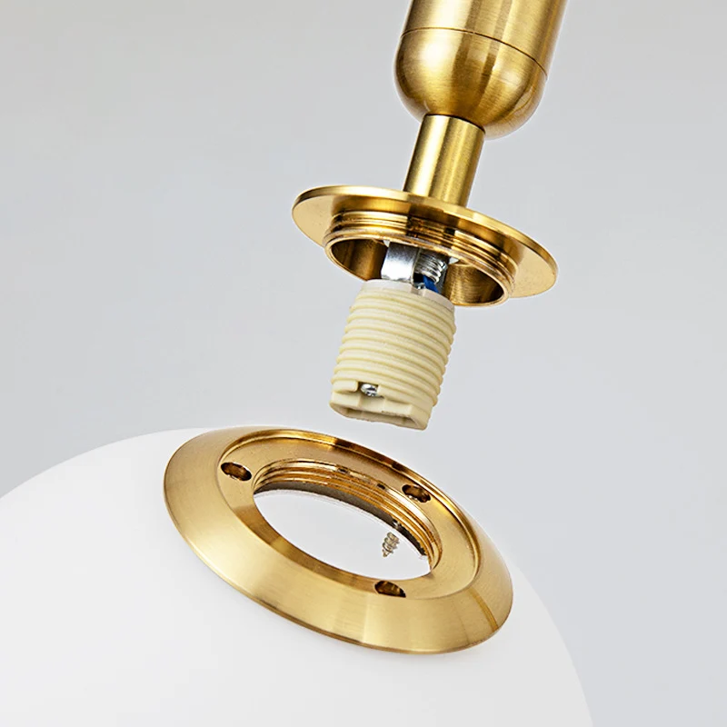 Lampe suspendue moderne et minimaliste à plusieurs abat-jour en métal, longue lampe suspendue pour le salon Clearhalo