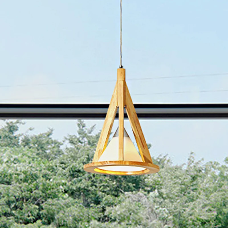 Lampe à suspension conique moderne en bois et verre dépoli en beige pour café Clearhalo