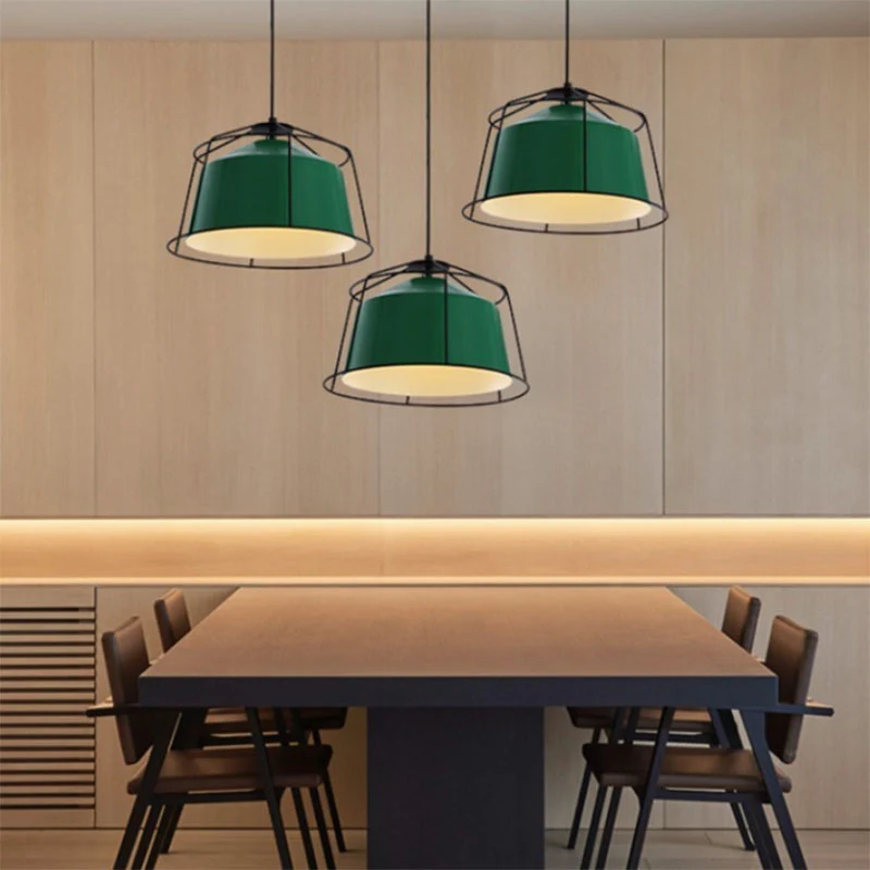 Lampe à suspension de cuisine en forme de grange avec cage en métal, lampe à suspension traditionnelle à lumière unique, v...