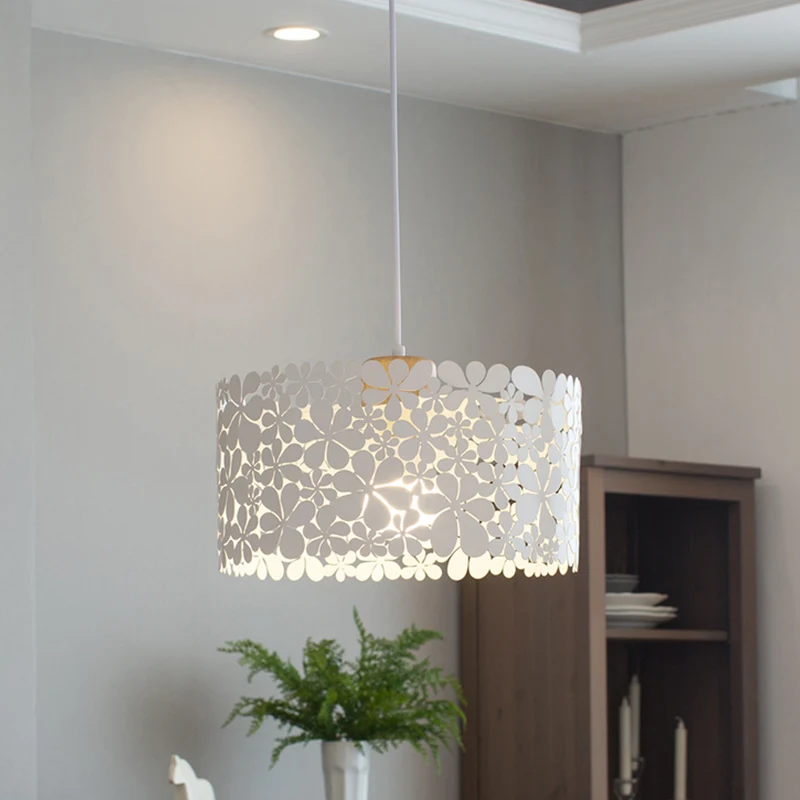 Lampe à suspension en fer à tambour avec pétales découpés, plafonnier suspendu moderne à 1 tête blanche pour salle à mange...