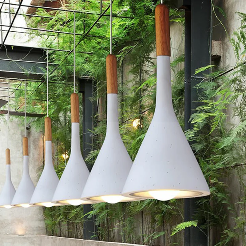 Lampe à suspension nordique en résine à 1 tête, éclairage suspendu de Restaurant en forme d'entonnoir avec aspect ciment C...