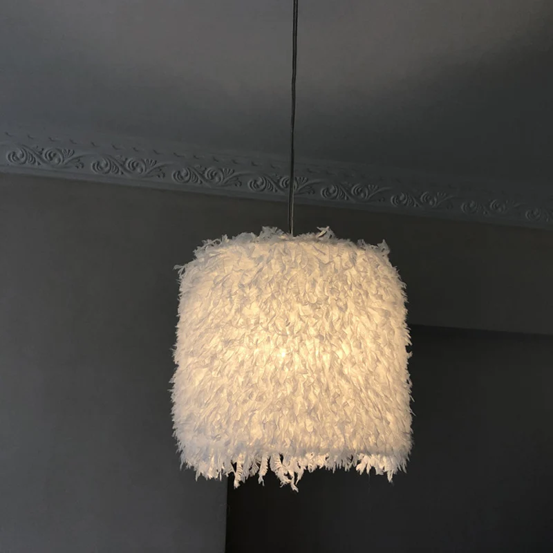 Lampe à suspension de plafond nordique à 1 ampoule, rose/blanc, cylindrique/pendentif à tambour avec abat-jour en plumes,...