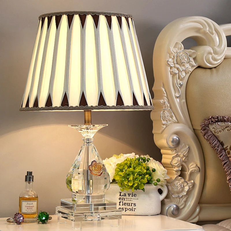 Lampe de Table à ampoule unique, abat-jour plissé Rural, veilleuse en tissu blanc avec Base en cristal pour chambre à couc...
